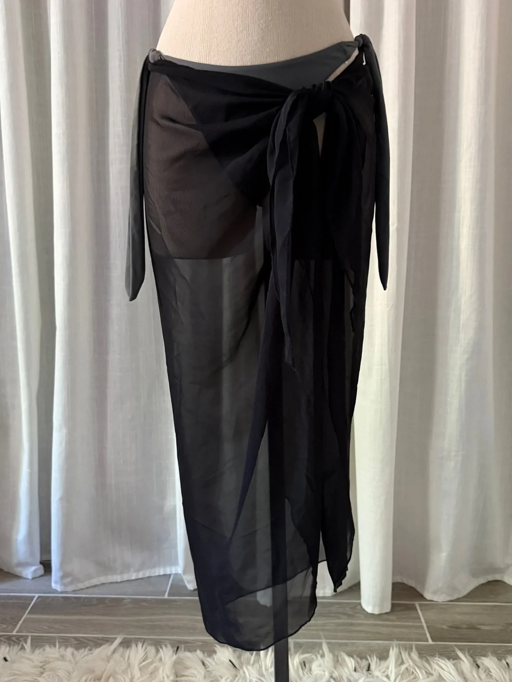 Women's Black Sheer Side-Tie Swim Sarong